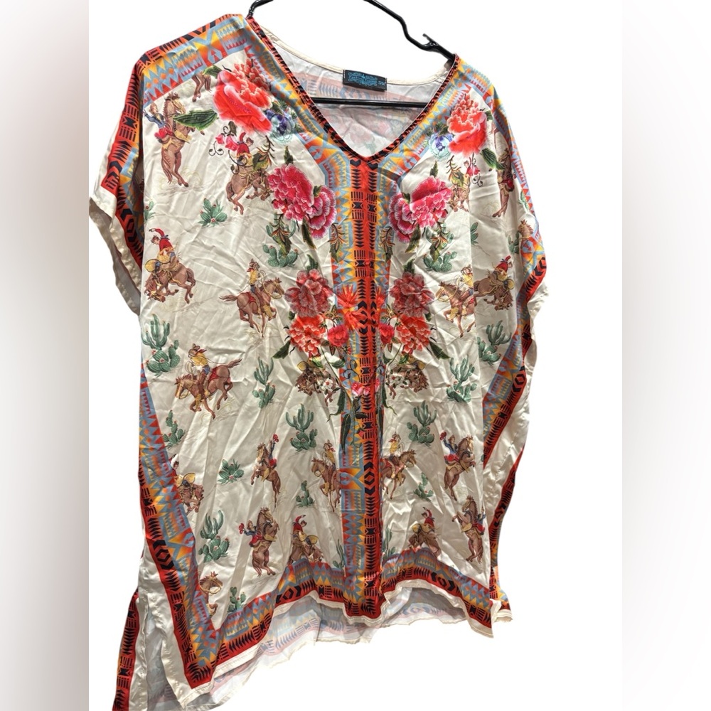 V-Neck Cream Floral & Rodeo Print Tunic Top
